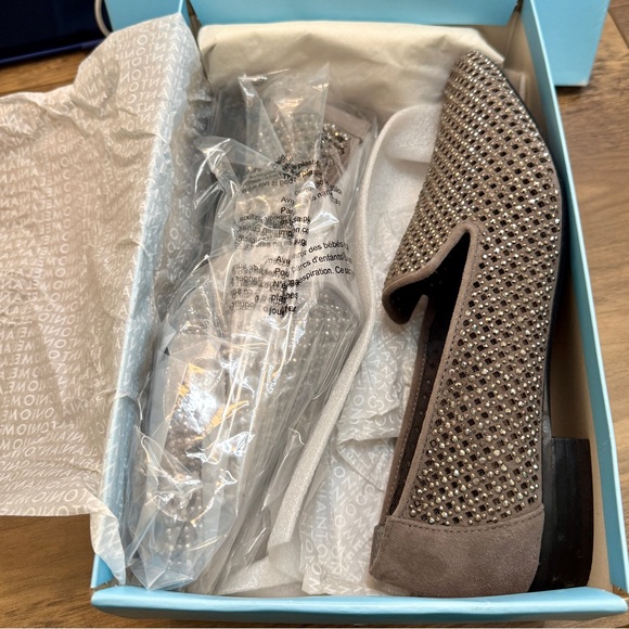 Antonio Melani Livie Mink Grey Studded Women’s Loafers Size: 9.5 NWT - Picture 2 of 4